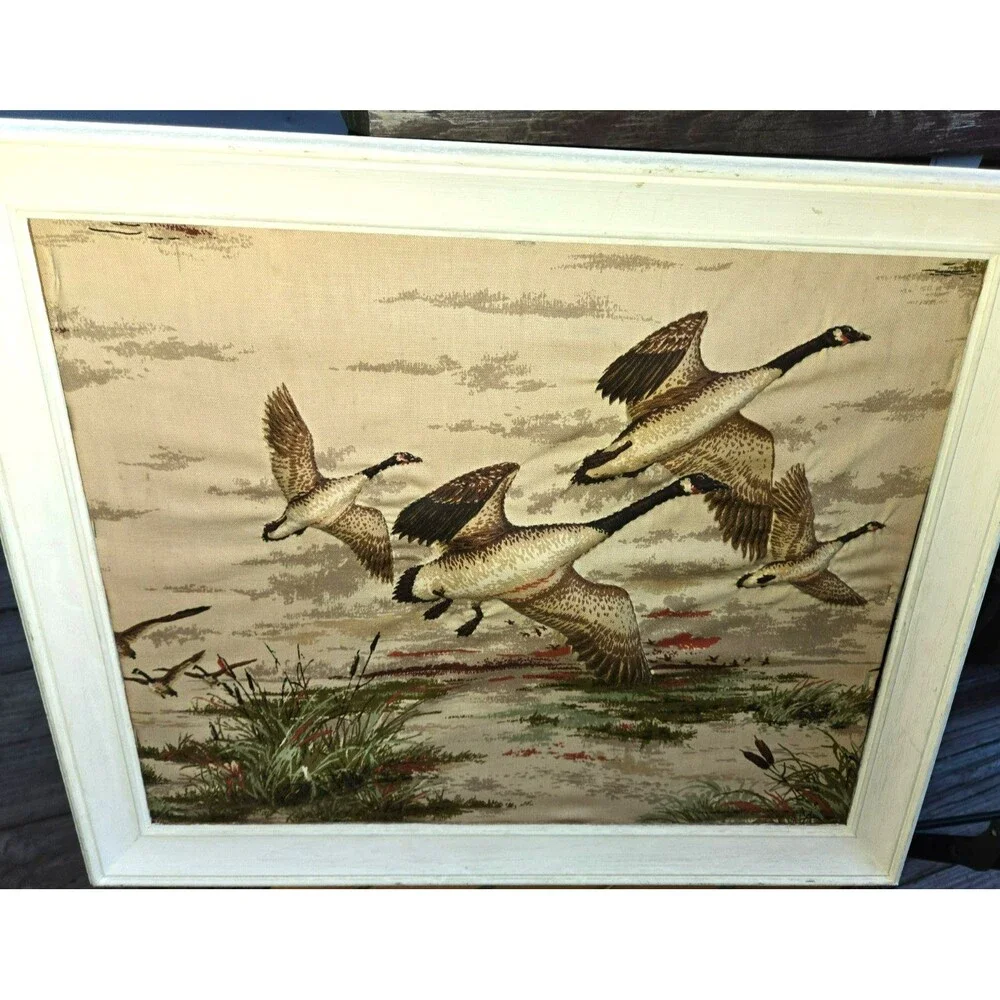 Vintage Framed Canada Geese In Flight Jacquard Tapestry Wall Art Wildlife 22x19